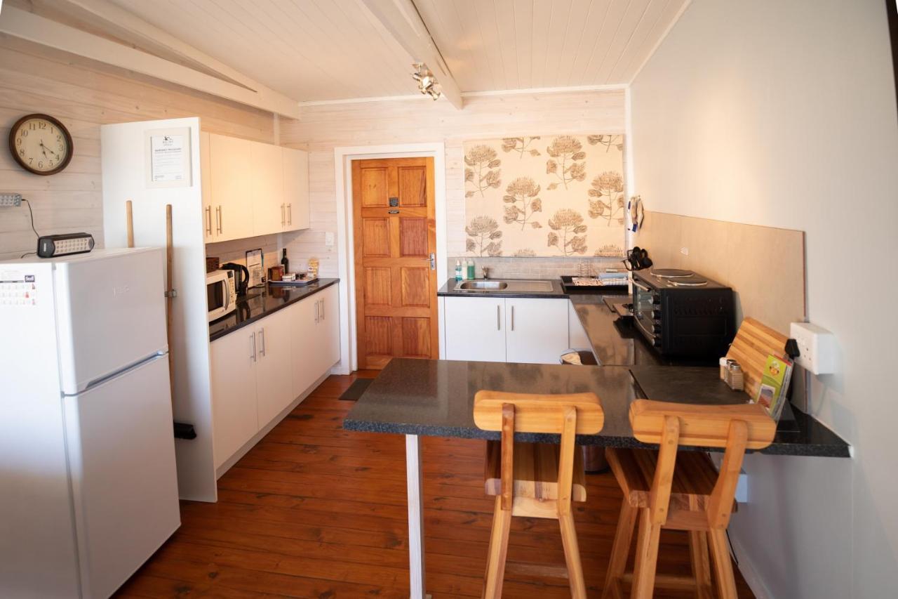 Big Sky Cottages Wolseley Экстерьер фото